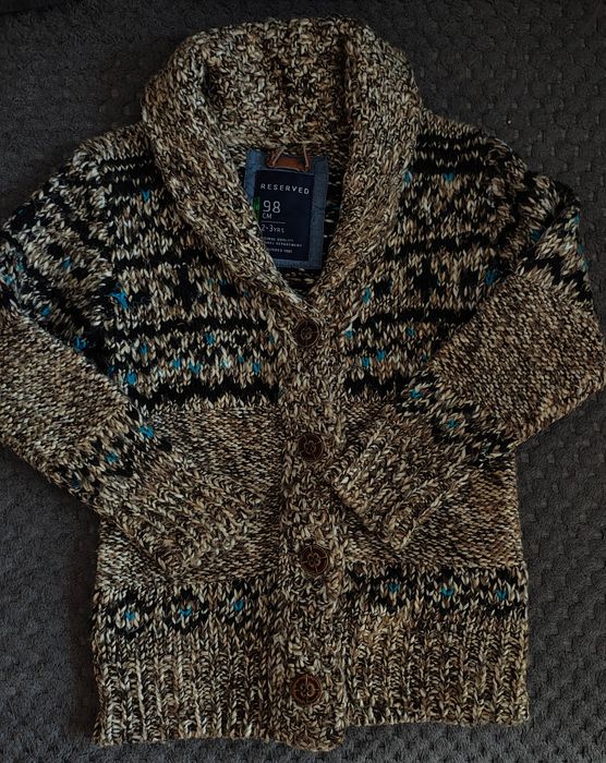 Sprzedam sweterek dla chłopca rozmiar 98