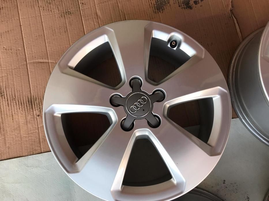 ORYGINAŁ FELGI 17cali 8V0 AUDI A3 S3 S-LINE A4 A6 VW Skoda Seat 736
