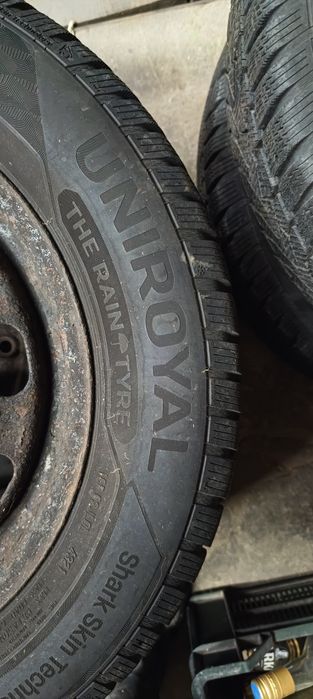Opony zimowe uniroyal 195/65 r15