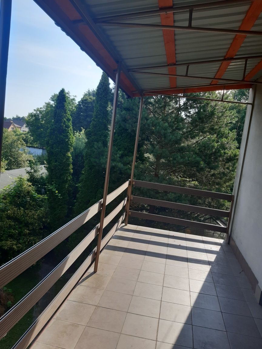 Kwatery noclegi hostel tanie nocowanie Tłuszcz blisko PKP