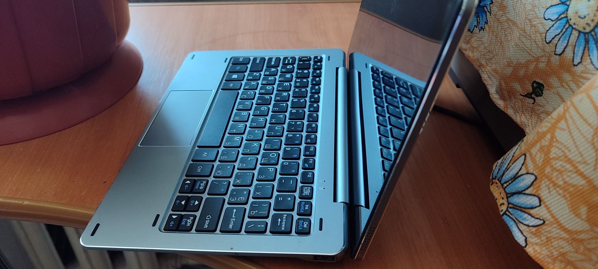Планшет 2в1 CHUWI Hi10 X New с Клавиатурой (6/128) Windows 11