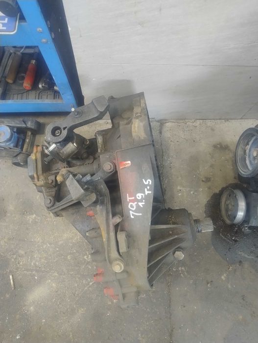 vw t5 skrzynia biegów 1.9tdi  JQT