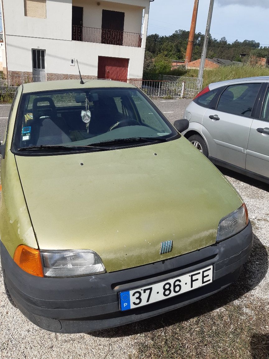 Carro para vender com inspeções.