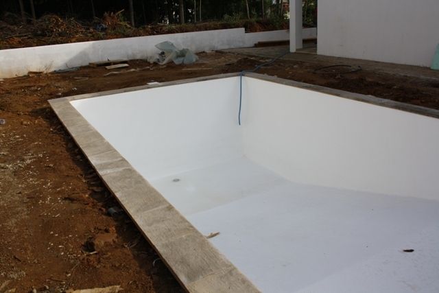 Piscina 8m x 4m Chave na mão ASTRALPOOL em Portugal