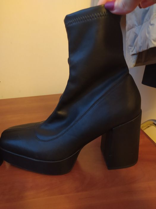 Жіночі демісезонні черевики ботинки 41р.