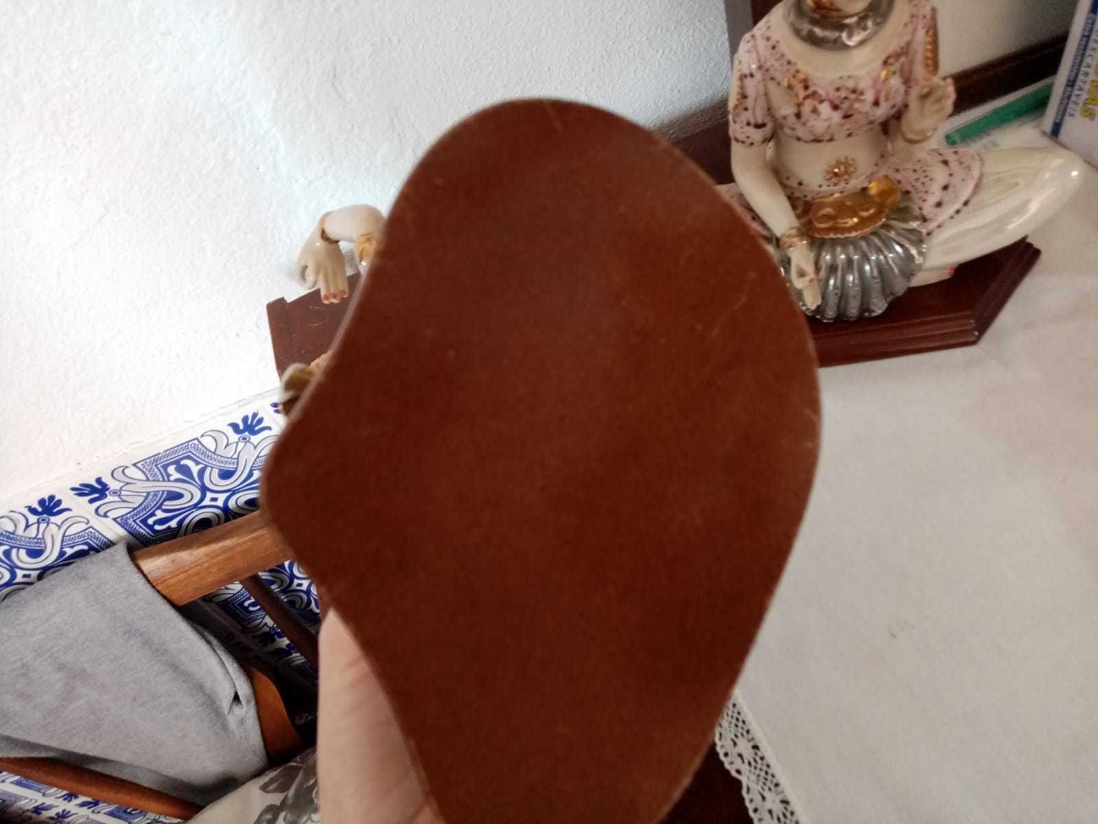 2 estatuetas Deusas Indianas