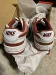 Buty Nike defekt