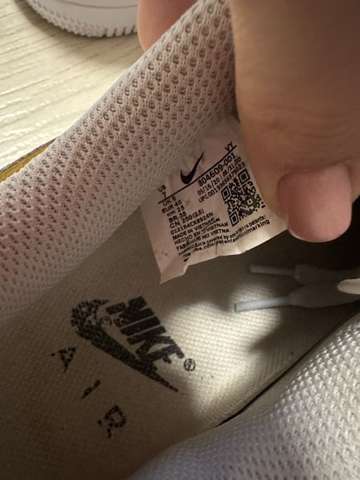 Nike air force white 40р жіночі білі кросівки найк