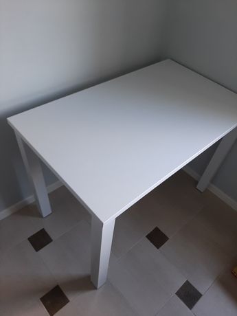 Stół kuchenny biały