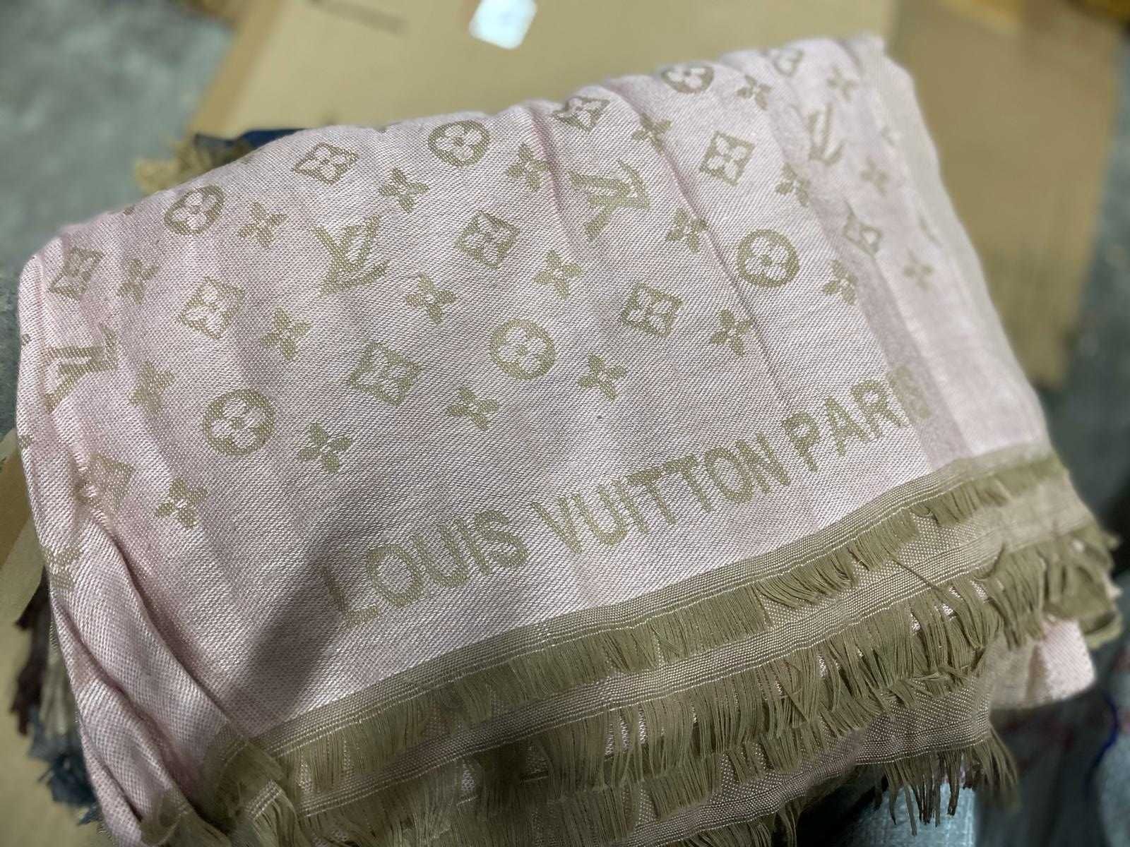 Szalik dwustronny Louis Vuitton Szal Gucci Burberry Chusta