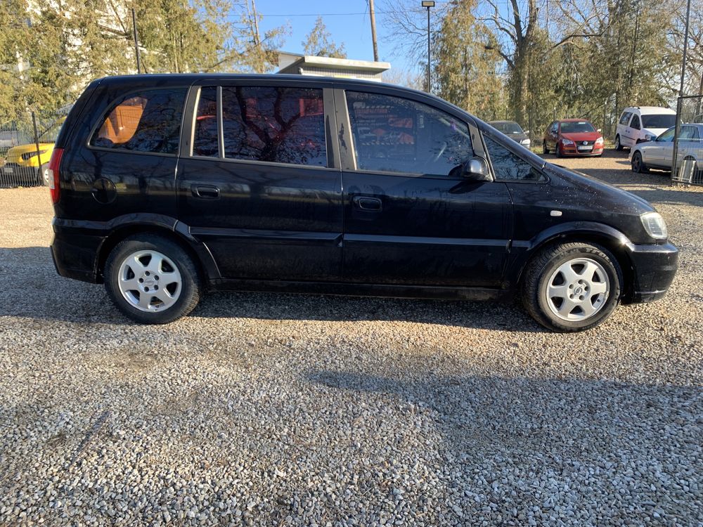 Продається Opel Zafira 2.2 дизель