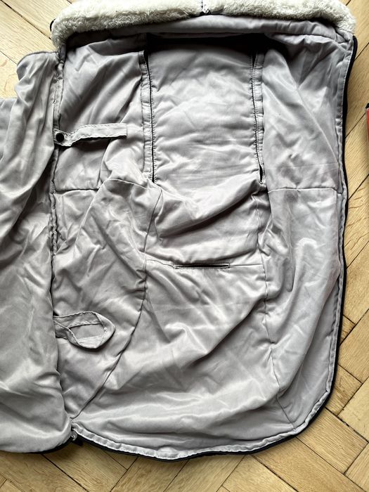 Śpiworek do wózka 2 w 1 duży Skip Hop Stroll & Go + gratis mufki