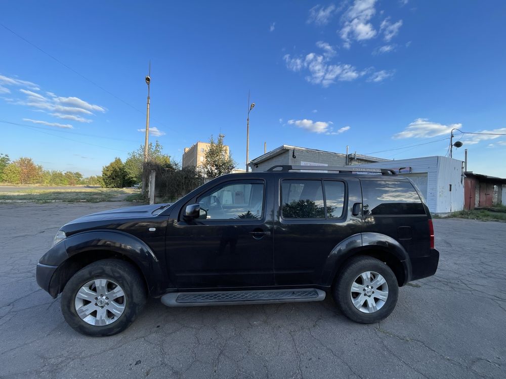 Продам Nissan Pathfinder