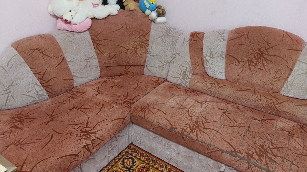 Кутовий диван великий