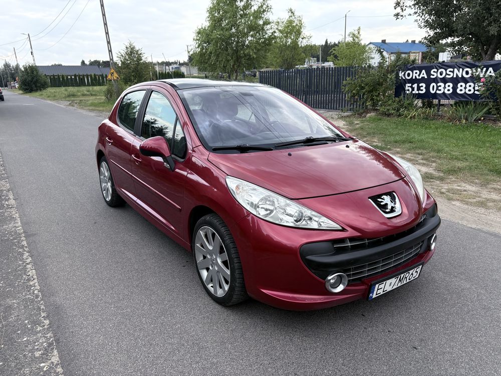 Peugeot 207_1.6 Turbo_150KM_Panorama_Bogate wyposazenie
