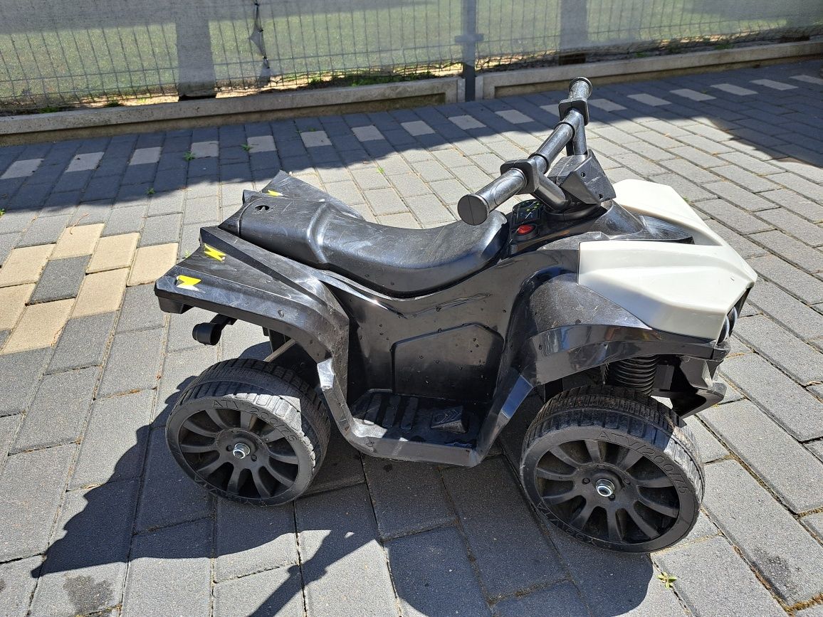 Quad pojazd elektryczny