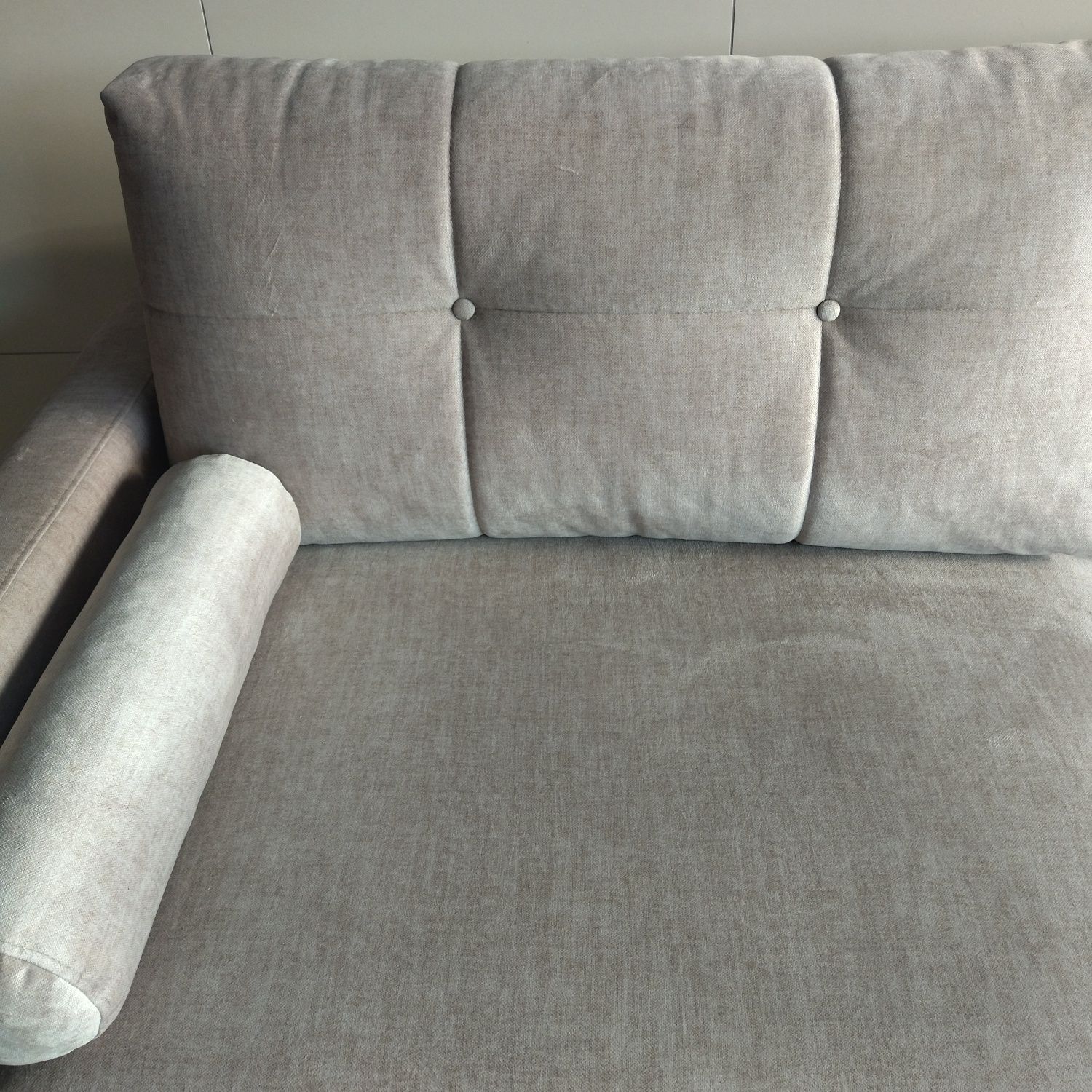 Nowa 3-osobowa welurowa sofa z kolekcji BRW