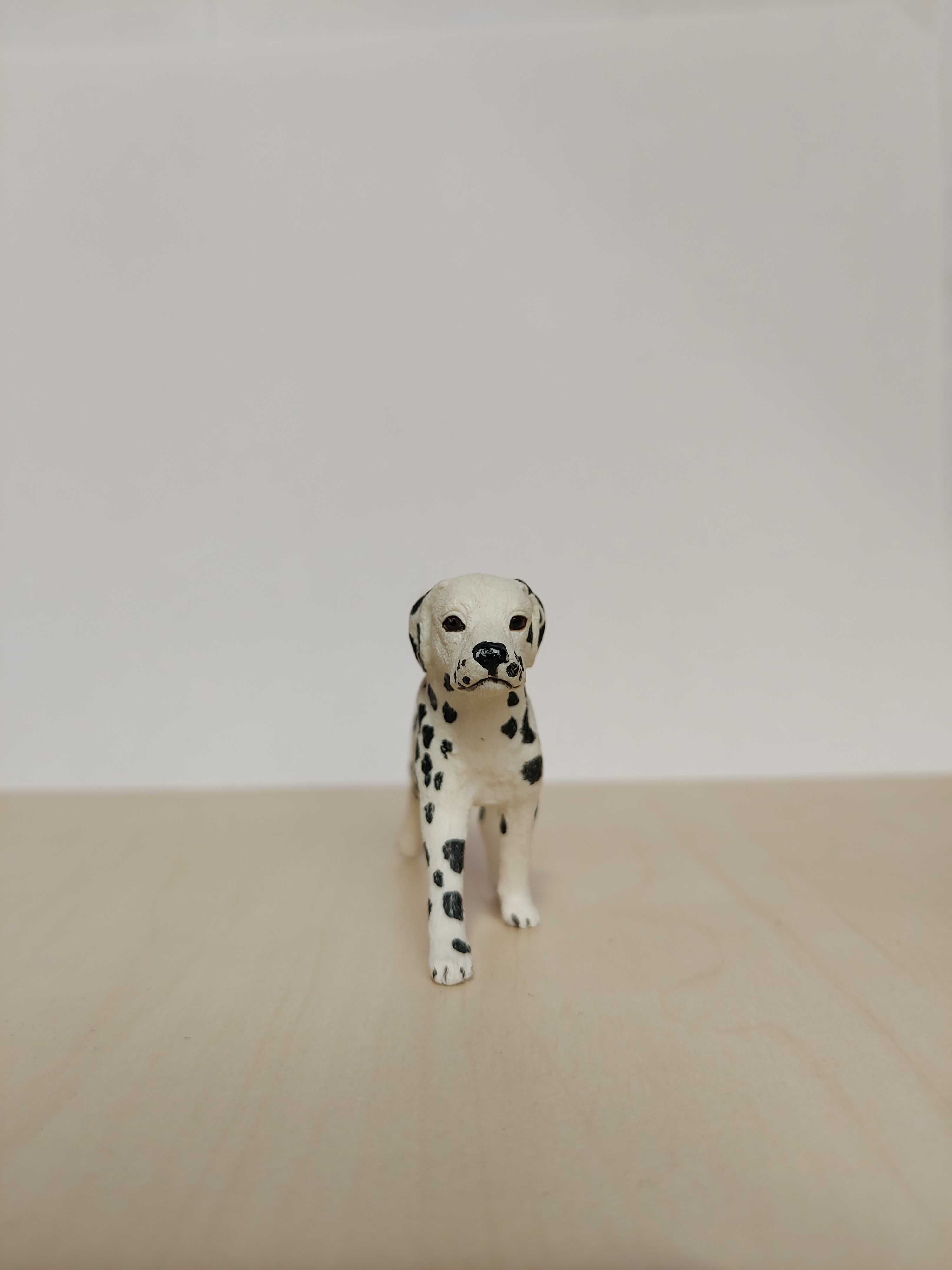 Figurka Schleich 16838 Pies rasy dalmatyńczyk