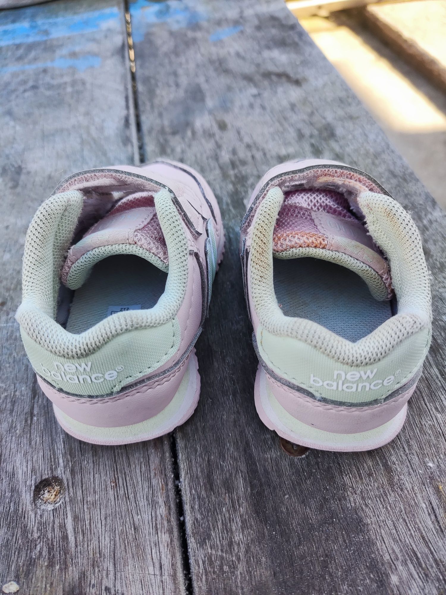 Sapatilhas bebê new balance n19 e jordan n19,5
