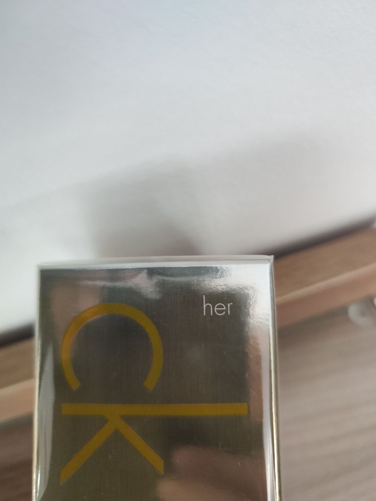 Perfume Calvin Klein CKIN2U Mulher 100ml

Novo e selado