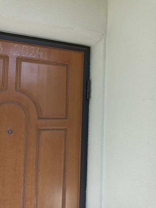Drzwi wejściowe antywłamaniowe kpl ruchomy próg prawe