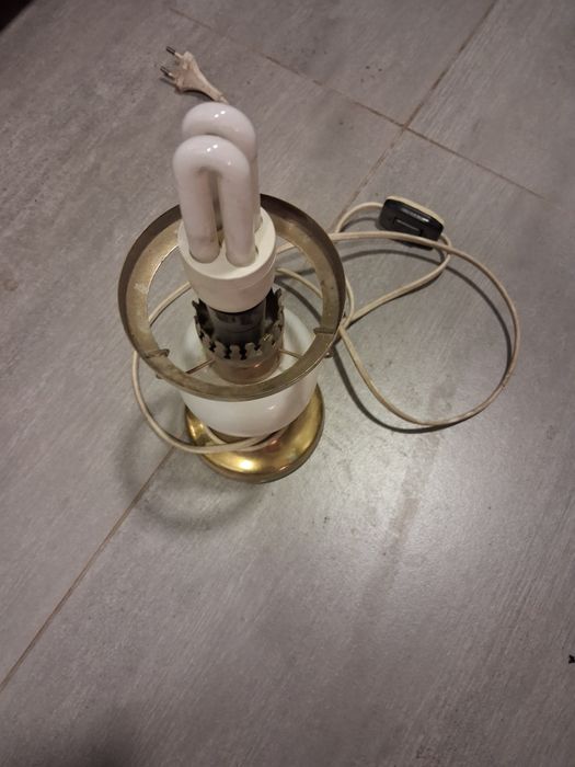 Sprzedam lampę stara .