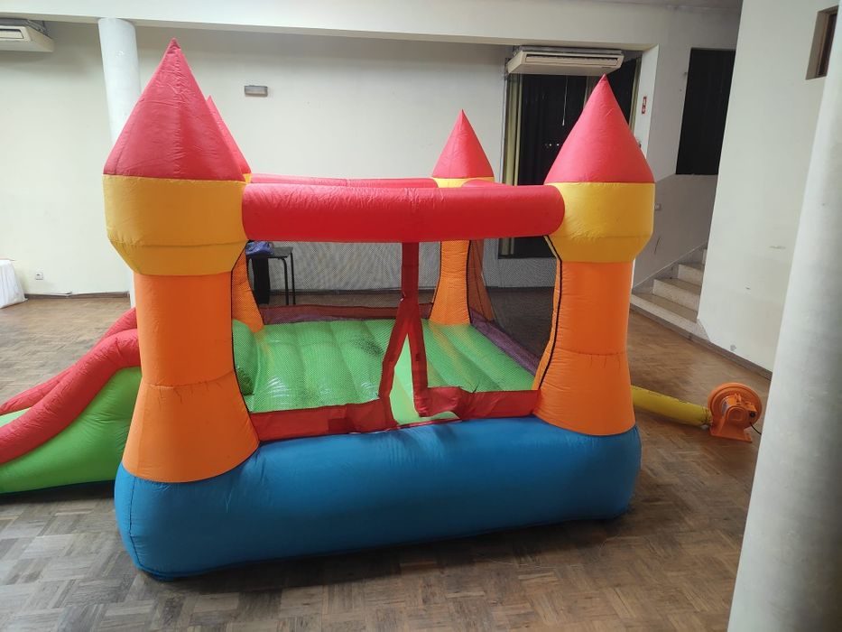 Insuflável com motor