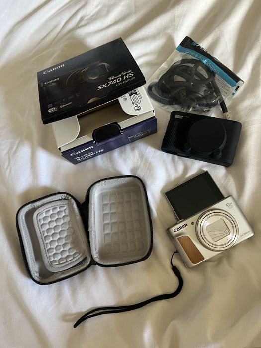 Canon SX740 HS como nova