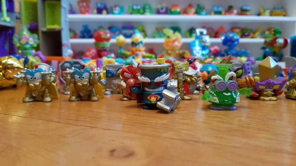 Super Zings figurki/pojazdy/gra/puzzle/baza/roboty