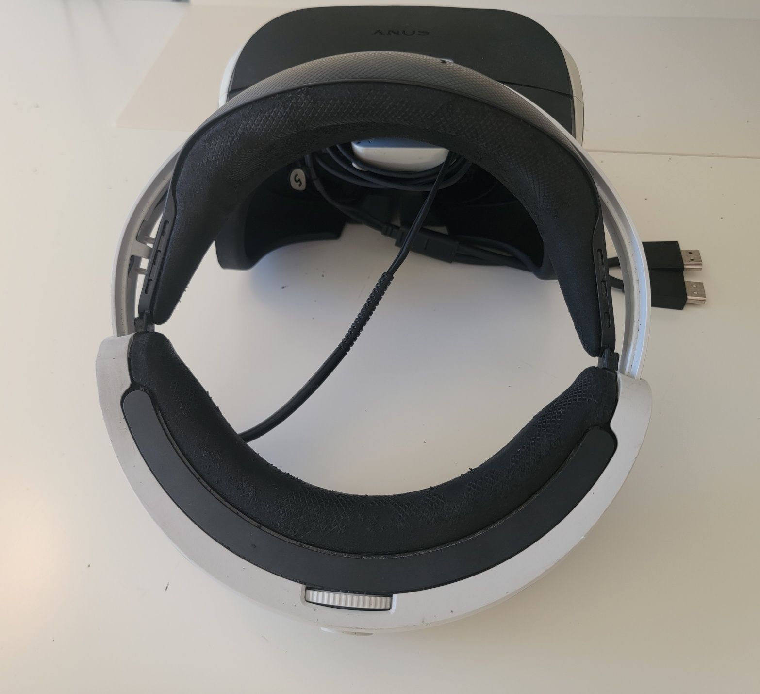 PlayStation VR + Câmara + Astro Bot (PS4) – Kit Completo