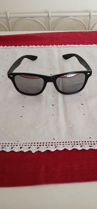 Oculos espelhados EDP, novos