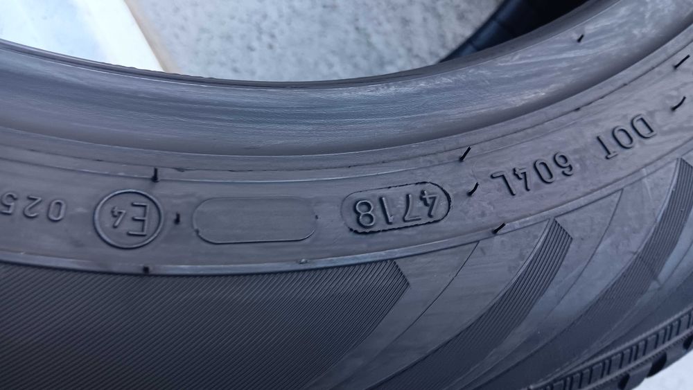 185/60/15 Nokian wrd3