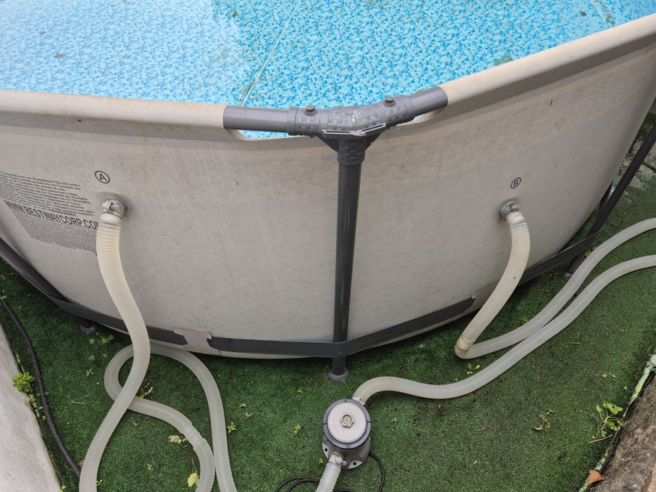 Piscina Bestway para peças ou recuperação