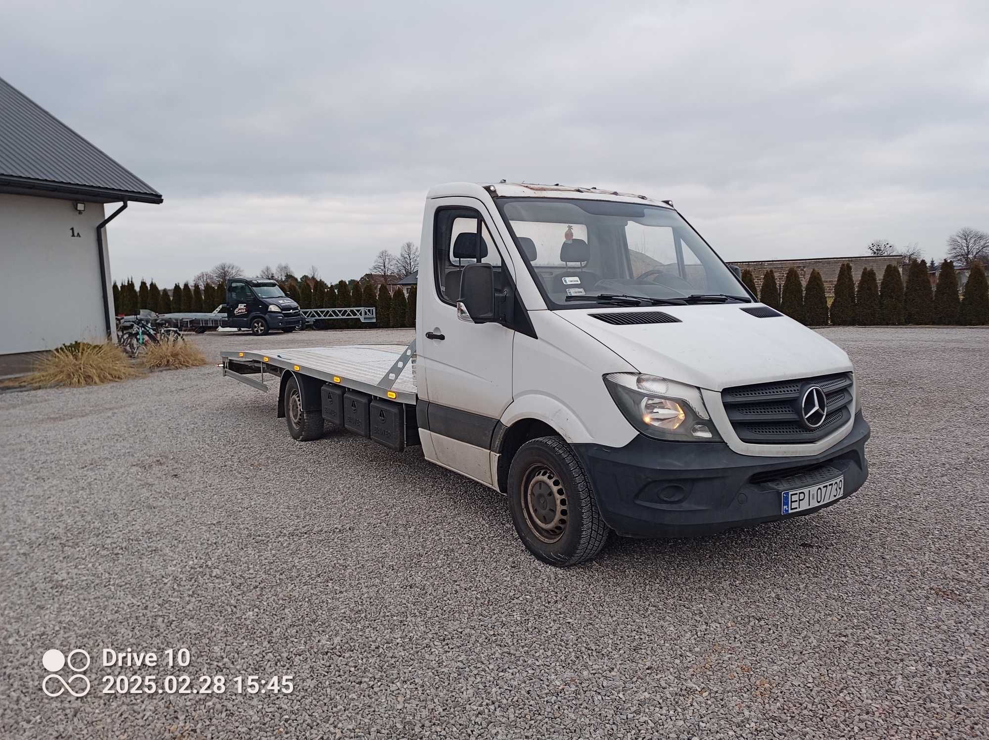 Mercedes Sprinter autolaweta najazd 906