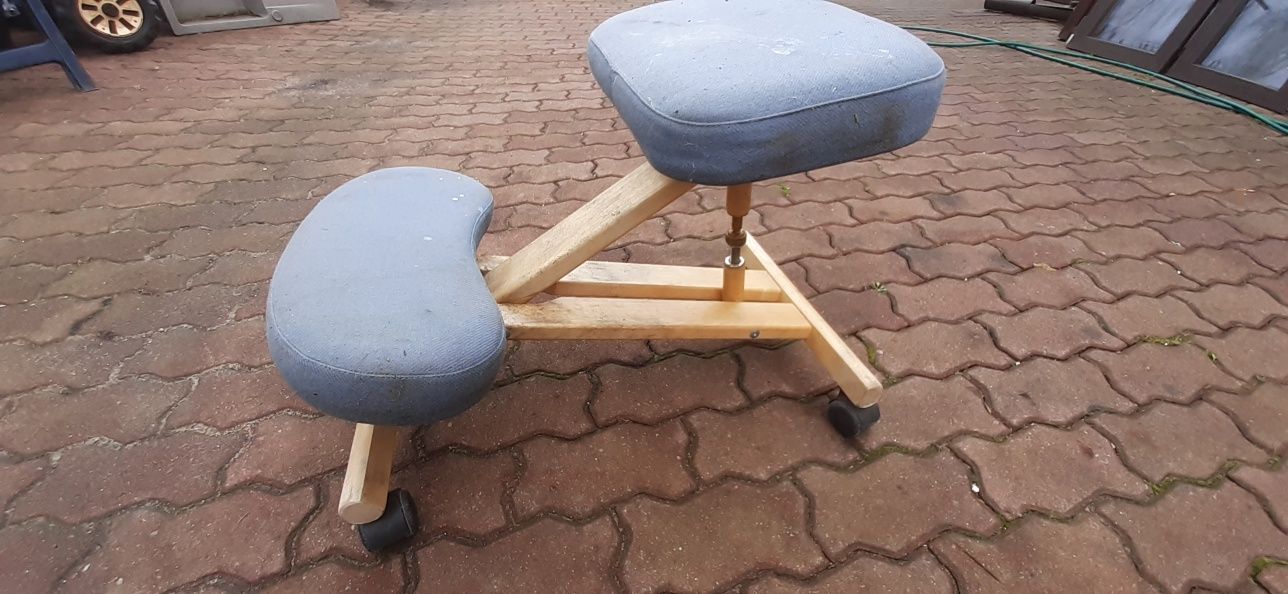 Klęcznik klękosiad krzesło rehabilitacyjne