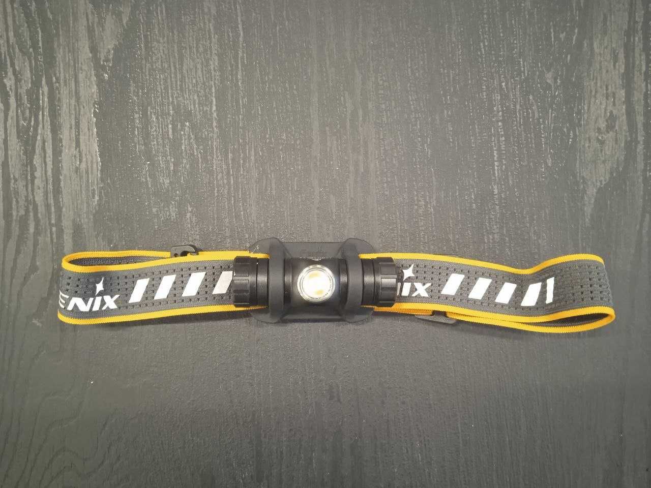 Налобний ліхтар Fenix HM23 + подарунок