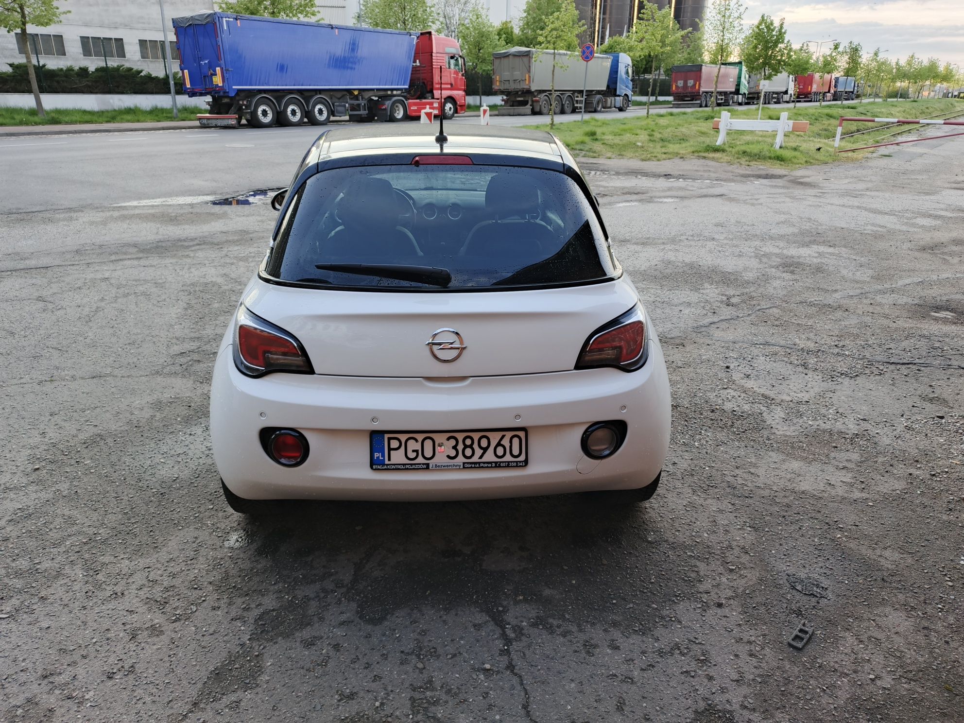 Opel Adam otwierany dach felgi 18