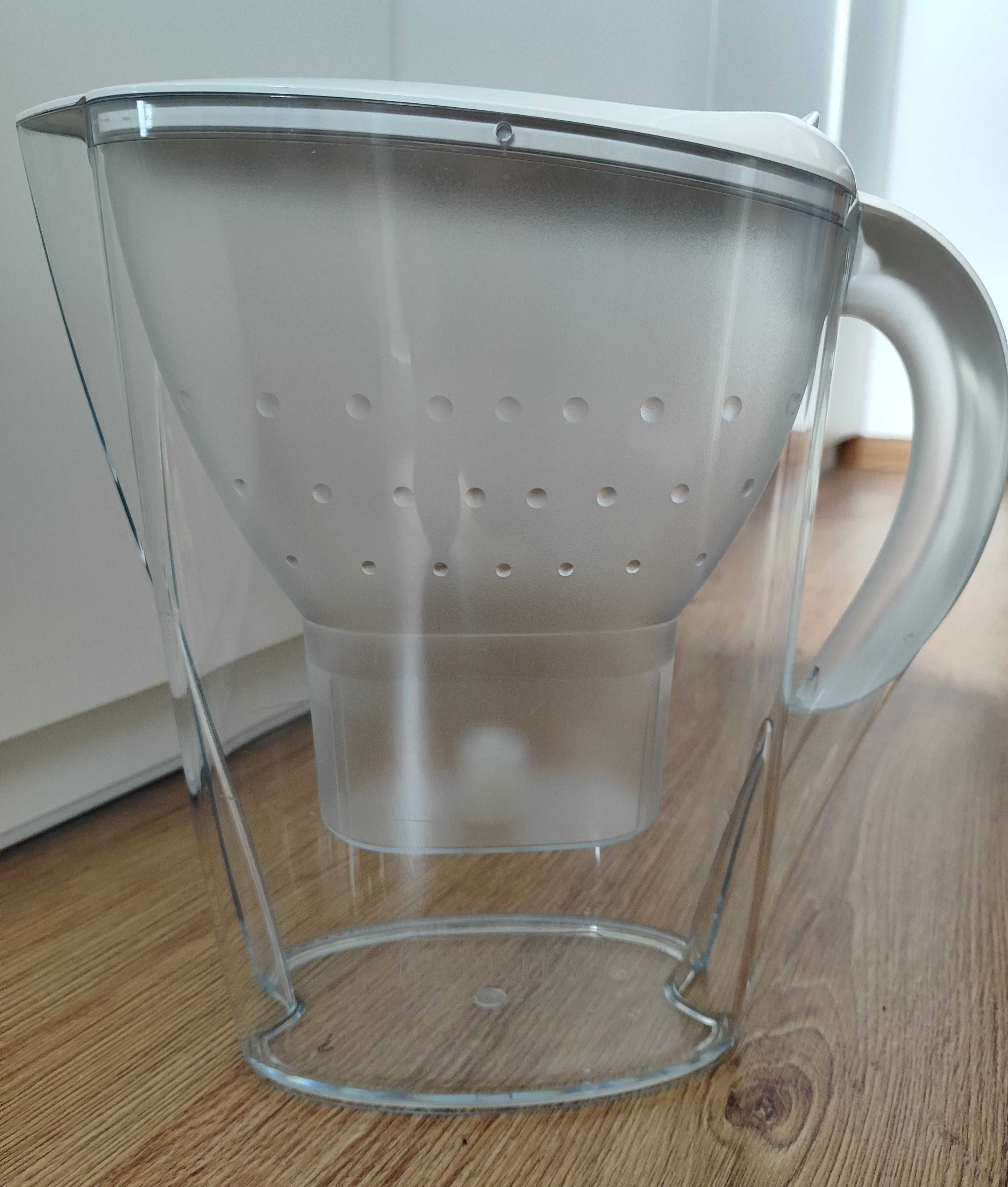 Dzbanek Brita Marella 2,4l + filtr