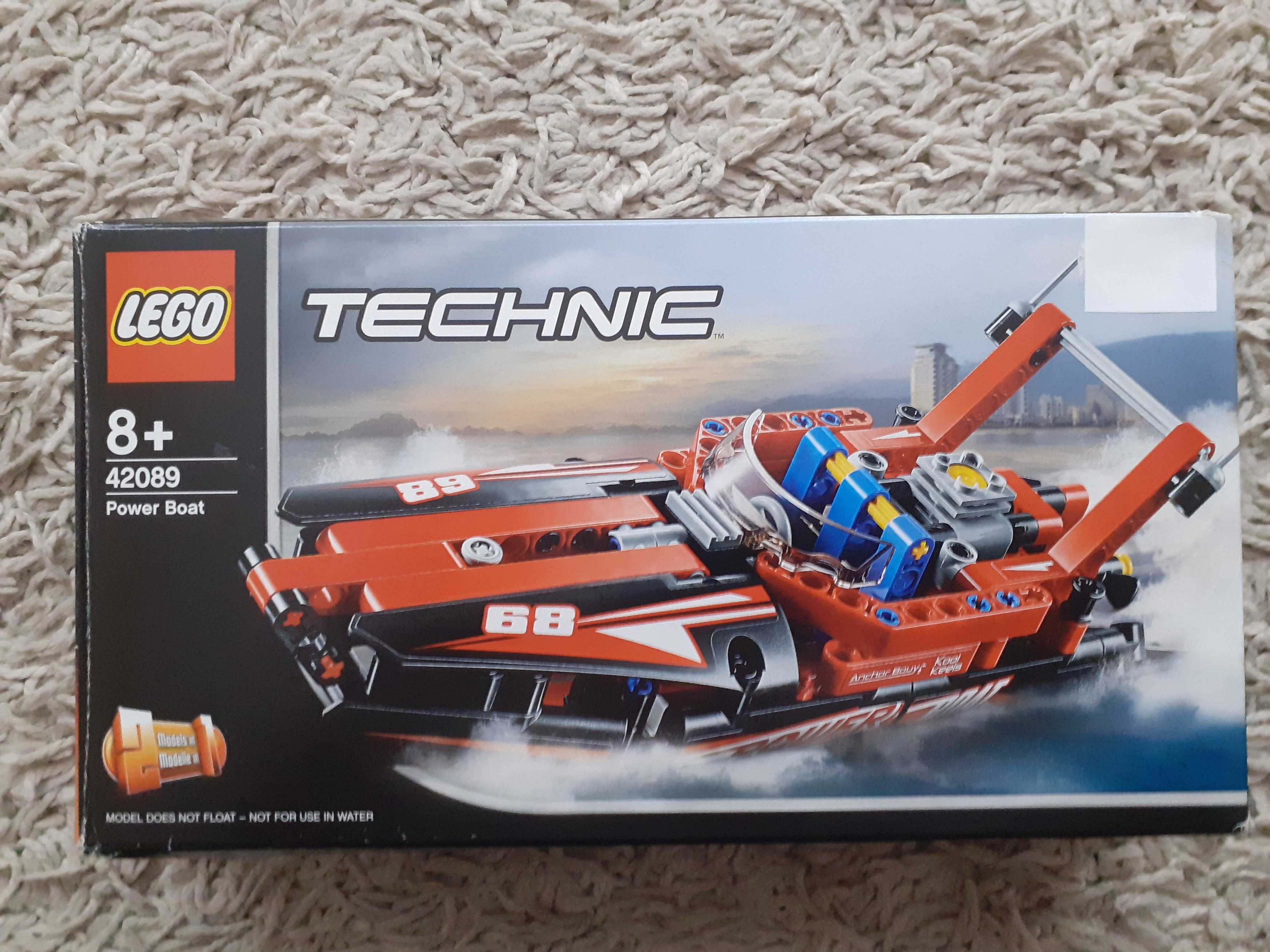 Lego  Technic 42089- motorówka + wodolot