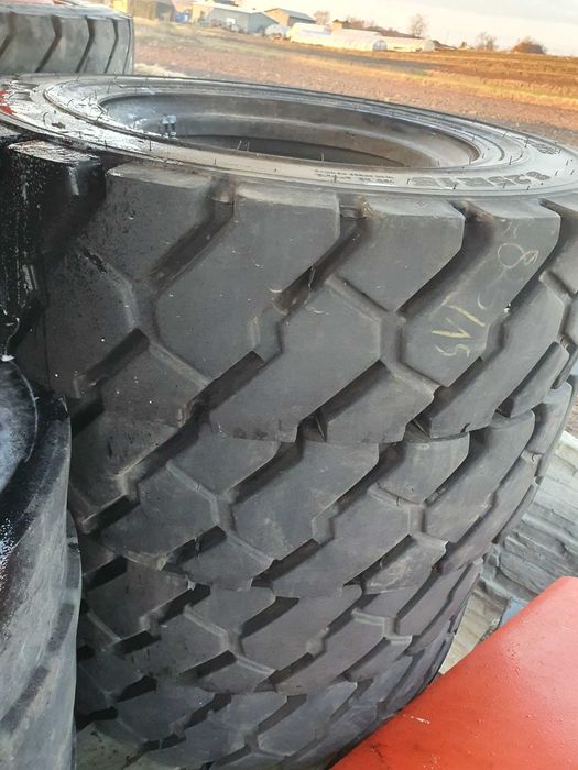 Opona używana: 8.25R15 Michelin XZM + fartuchy