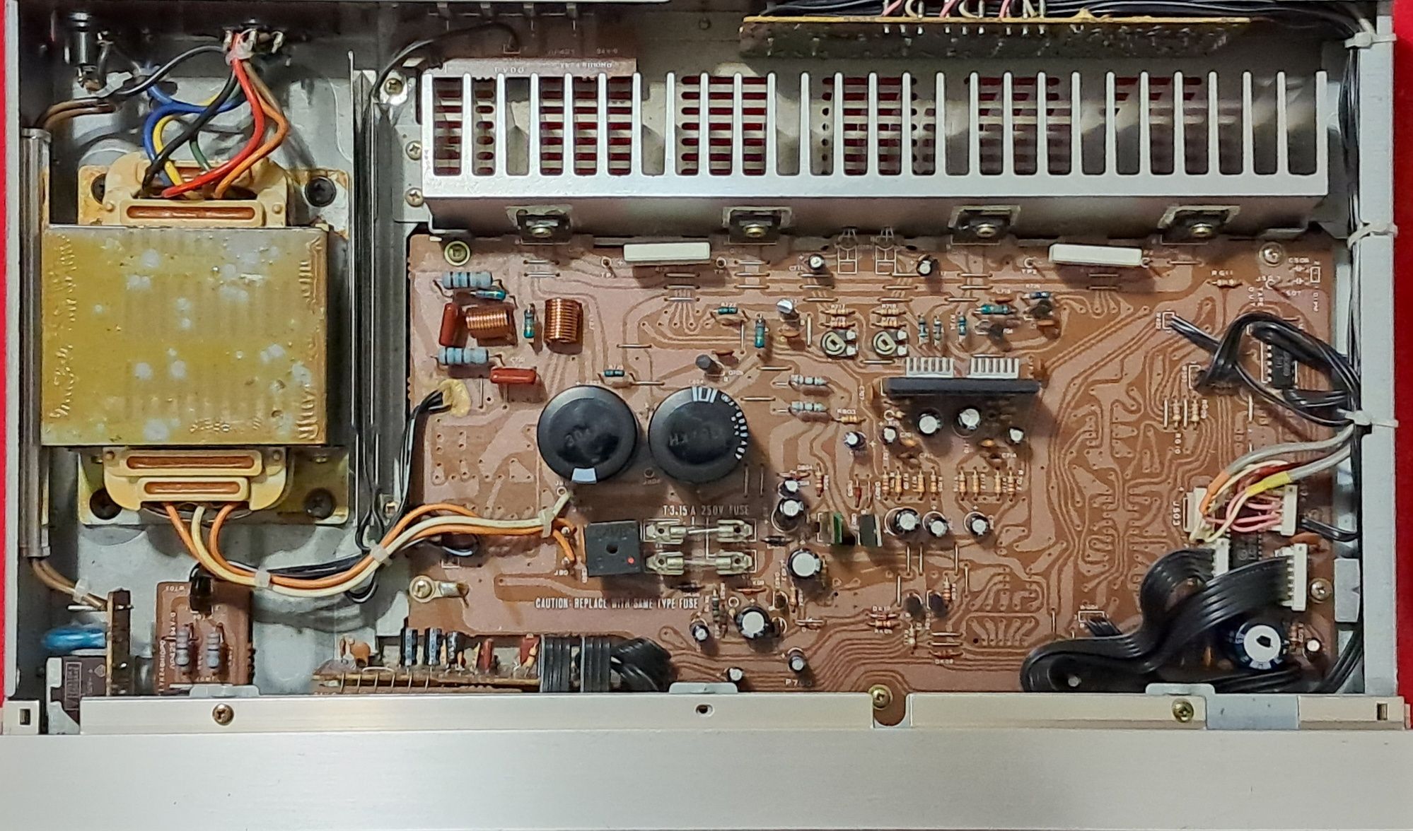 Marantz PM230 - amplificador