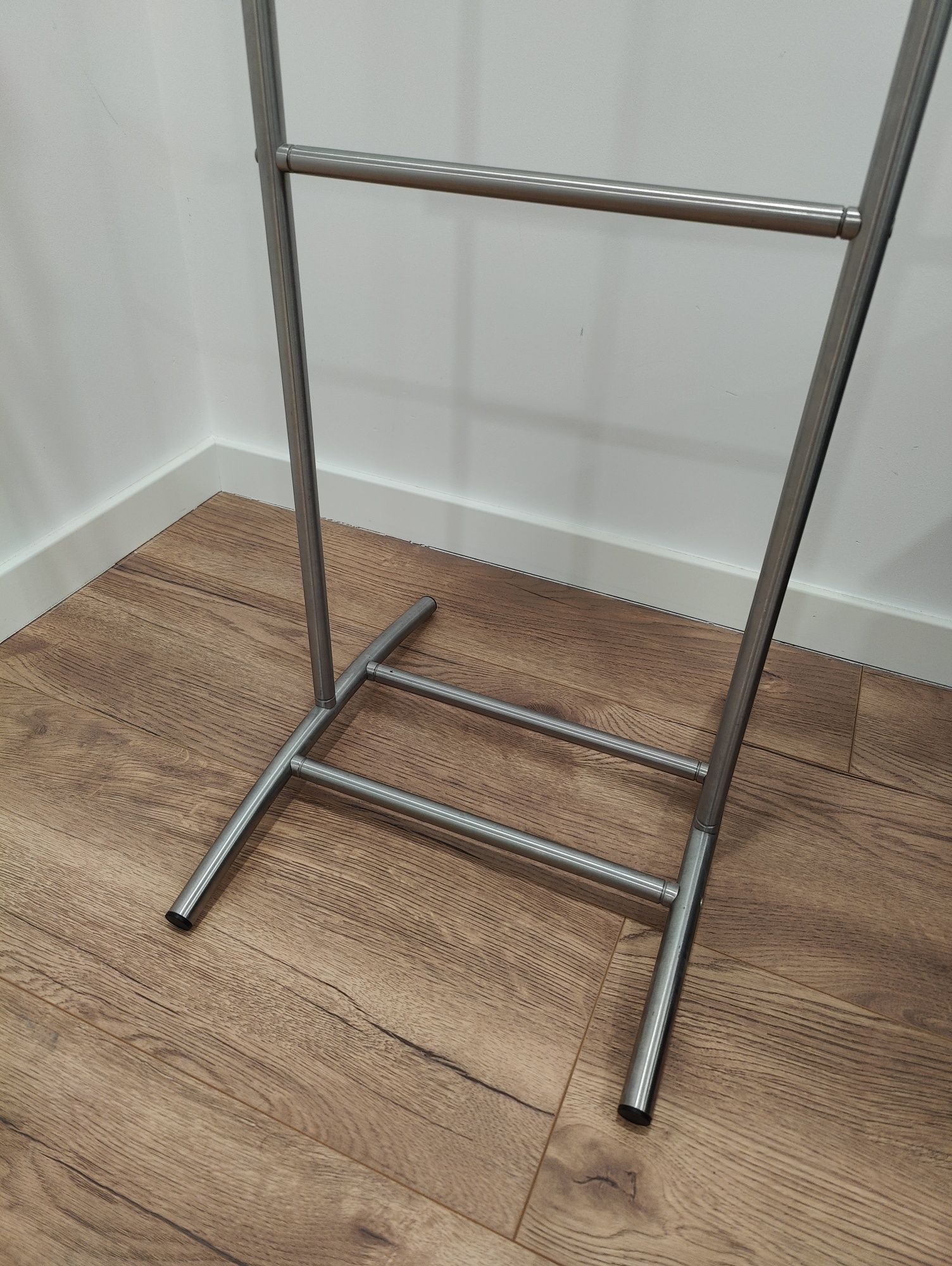 Bengaleiro metal IKEA