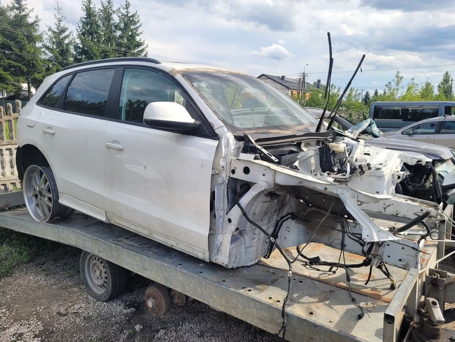 KAROSERIA DRZWI AUDI Q5 3.0 TDI S-LINE 2 WYDECHY WERSJA USA BIAŁE , BIAŁA