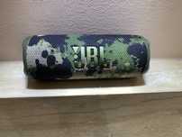 Glosnik jbl flip 6 dziala