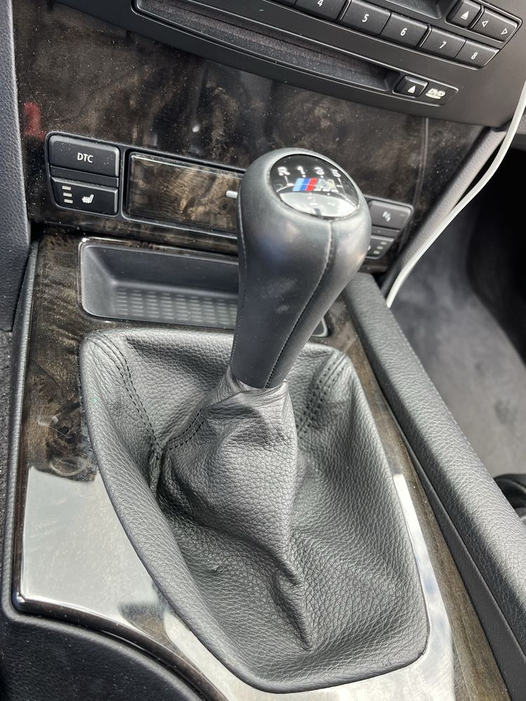 BMW E60 520d 177KM dobre wyposażenie