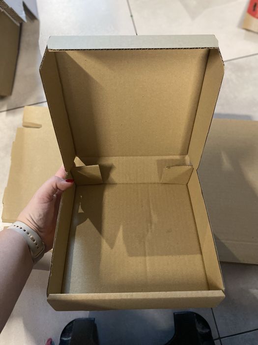 Kartony kwadratowe 20x20 15 sztuk