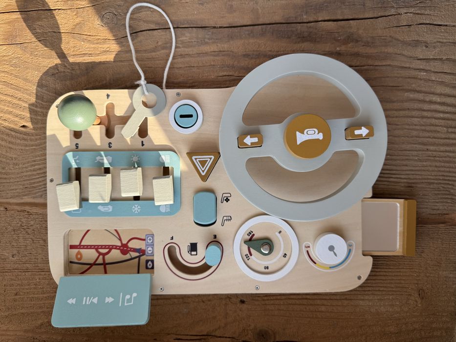 Бізіборд машина, деревʼяна іграшка Монтессорі