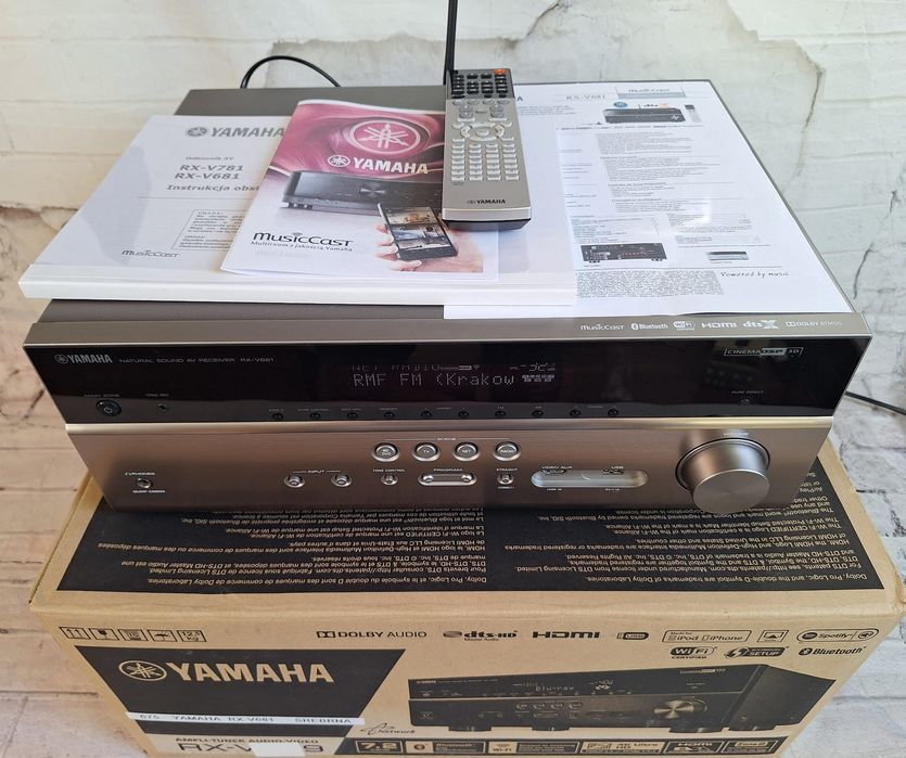 Mocna Yamaha RX-V681 z Wifi Bluetooth ARC MusicCast 4K Atmos