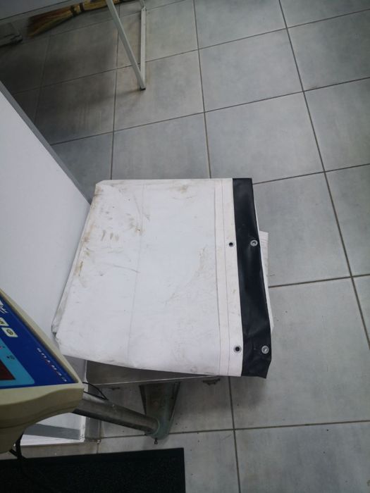 Банери, тенти, брезенти, сітки.Литі, водонепроникні, високої щільності