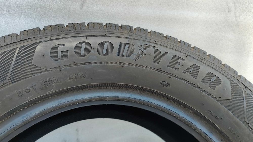 Opony Letnie 215/65/16C Goodyear 2szr 6mm 2022r